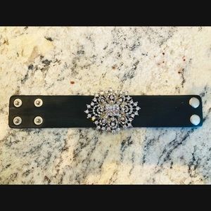 Leather snap cuff bracelet